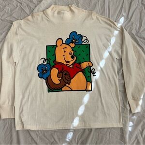 Vintage Disney Winnie the Pooh turtleneck one size white